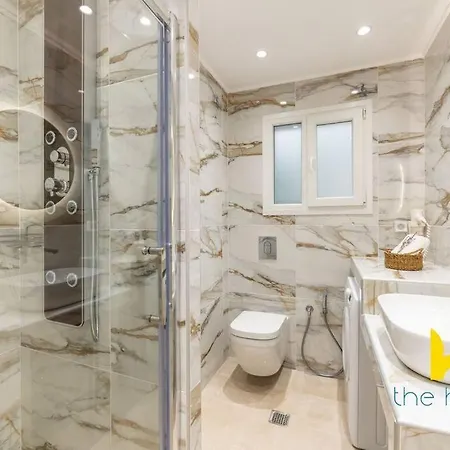 Apartment Acropolis Haven: Your Charming Retreat In Koukaki! *